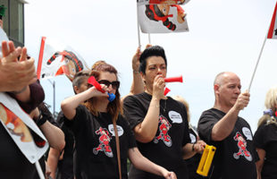 Manifestation des représentantes des 11 000 travailleuses et travailleurs des CPE membres de la CSN