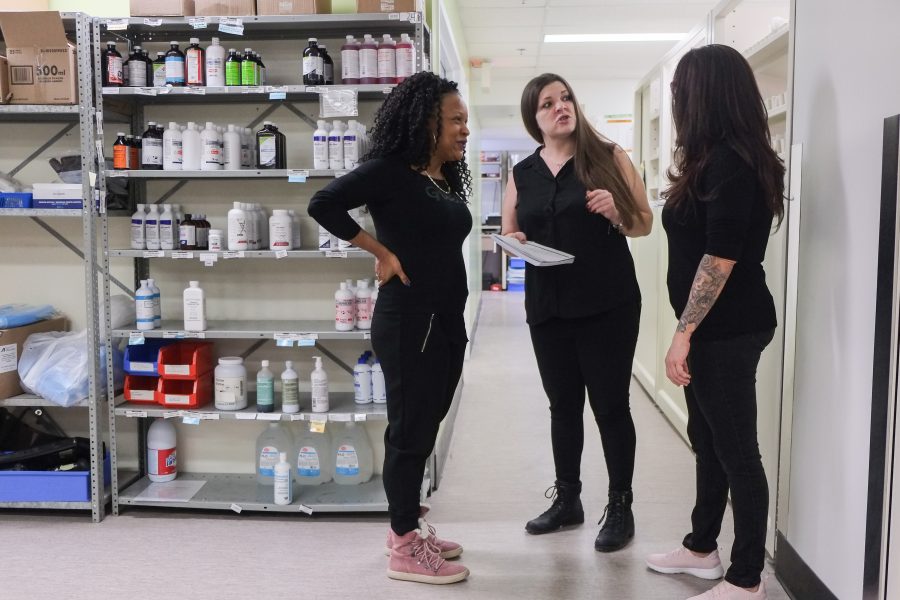 Les assistant-es techniques seniors en pharmacie (ATSP) subissent la crise du réseau