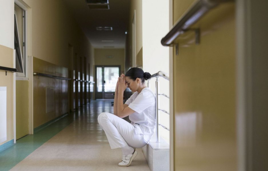 La majorité du personnel craint pour sa santé psychologique